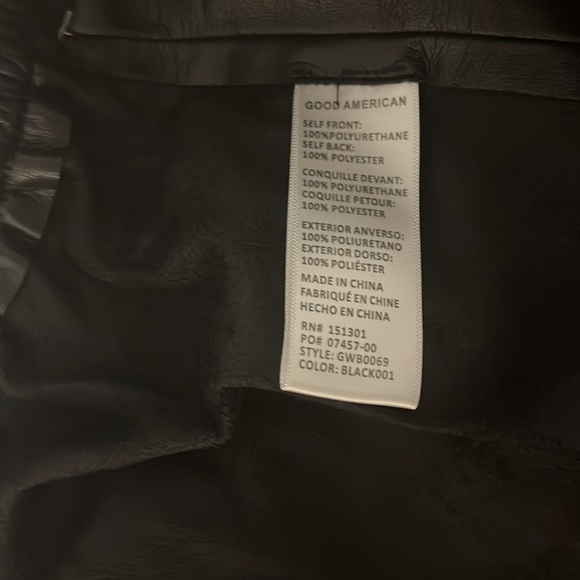 Good American Better Than Leather Shorts - Picture 12 of 13